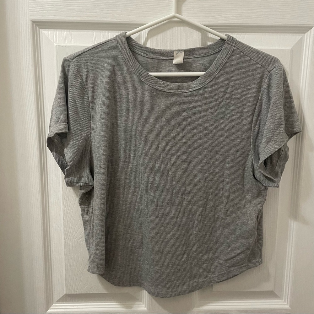 Cropped Gray Crewneck Tee